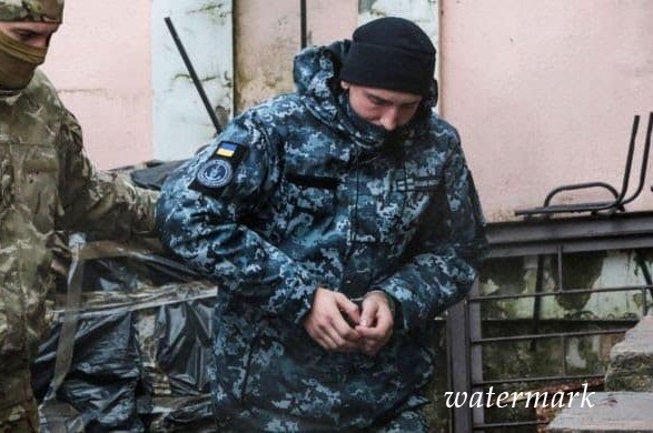 У Президента заявили, что забранные РФ моряки не подлежат обмену