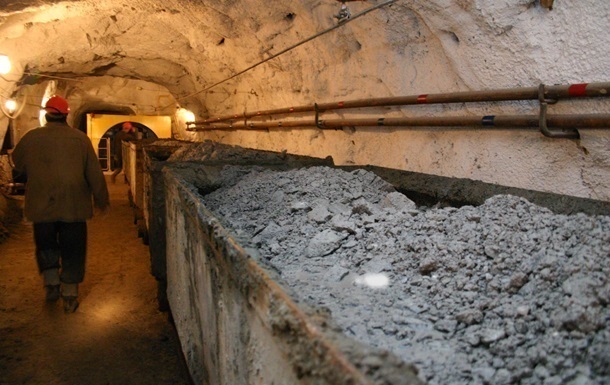 В Украине продлили запрет на закрытие шахт