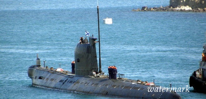 Підводні човни РФ вийшли на військові навчання в Чорне море
