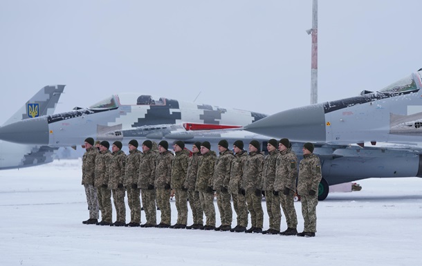 Укроборонпром передал за год ВСУ 50 самолетов и вертолетов