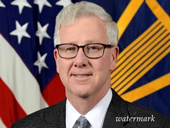Очередная отставка в Трампа: руководитель аппарата Пентагона подал в отставку